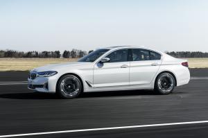 BMW 540i Luxury Line 2020 года  (WW)